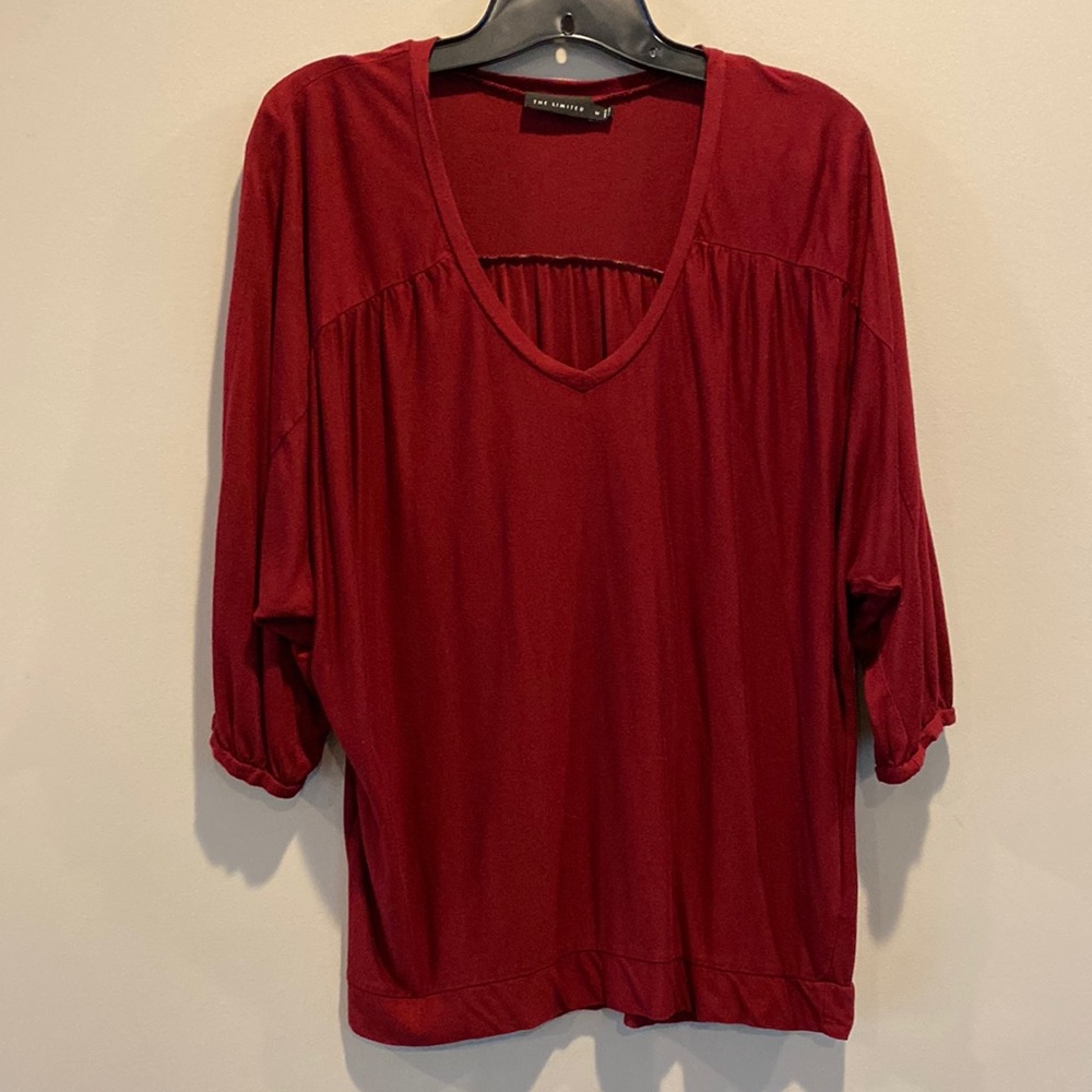 The Limited 3/4 sleeve maroonshirt; pleated effects front & back, v neck
